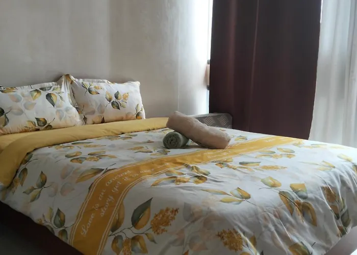 3 Brooms 3 Baths Cozy Condo, One Manchester Place Apartment Punta Engano (Mactan)
